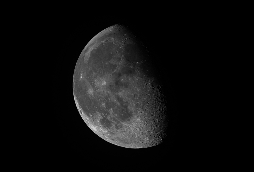 Mond (abnehmend, 73%) am 05.09.2023 um 02:01 Uhr MESZ mit der Vaonis Stellina