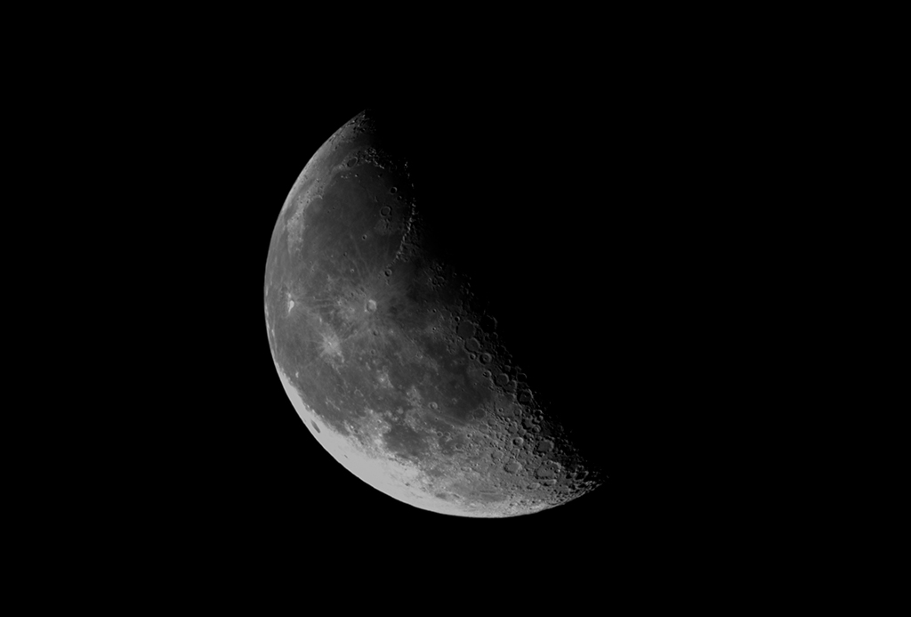 Mond (48%, abnehmend) am 07.09.2023 um 04:16 Uhr MESZ mit der Vaonis Stellina