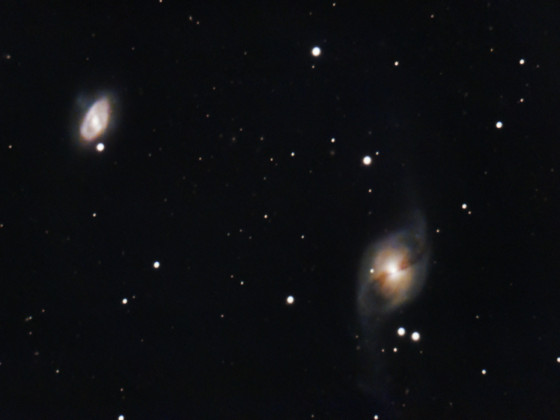 NGC 3718 und NGC 3729 Galaxien