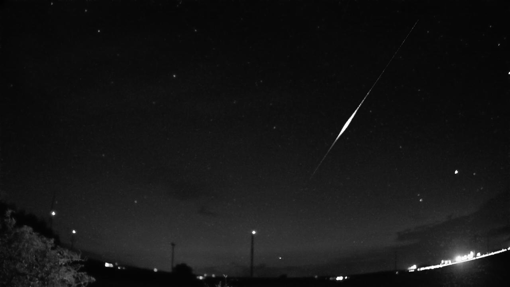 Meteor am 18.09.2021 um 21:15:18 Uhr MESZ