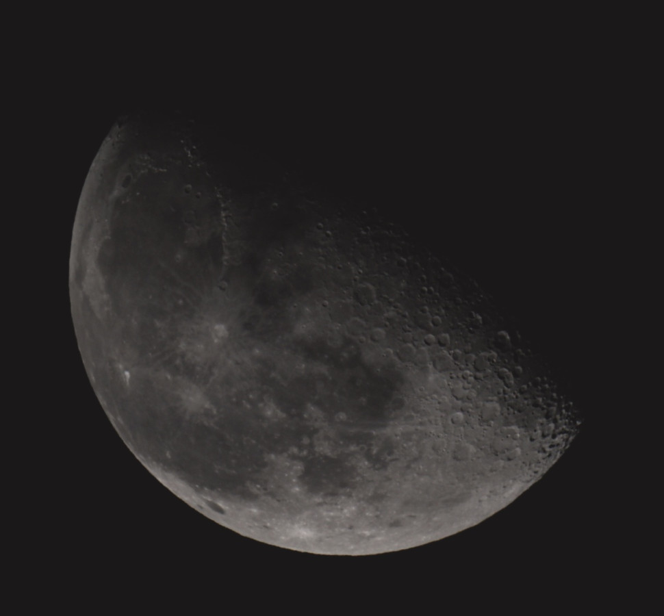 Mond 03.11.2023 - 8" Newton - EOS 700D - Einzelbild