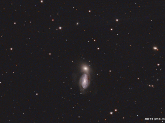 ARP 94, Interagierende Galaxien im Sternbild Löwe