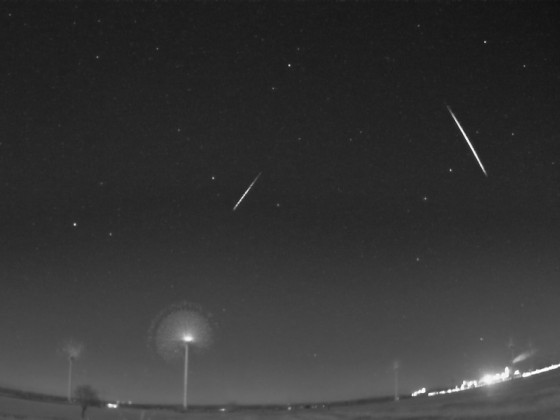Meteor-Doublefeature am 25.11.2023 um 23:33:18 Uhr MEZ