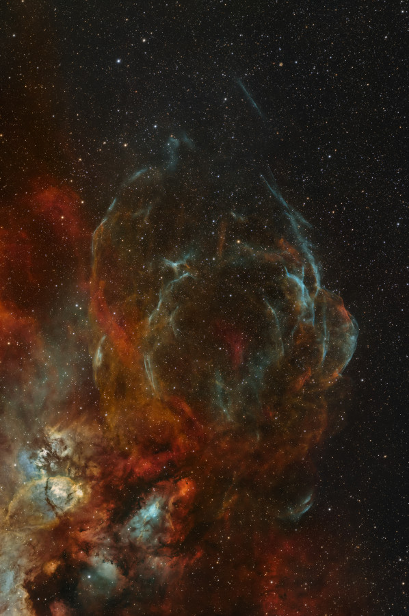 Die leuchtenden Schalen von HB3 im Sternbild Kassiopeia