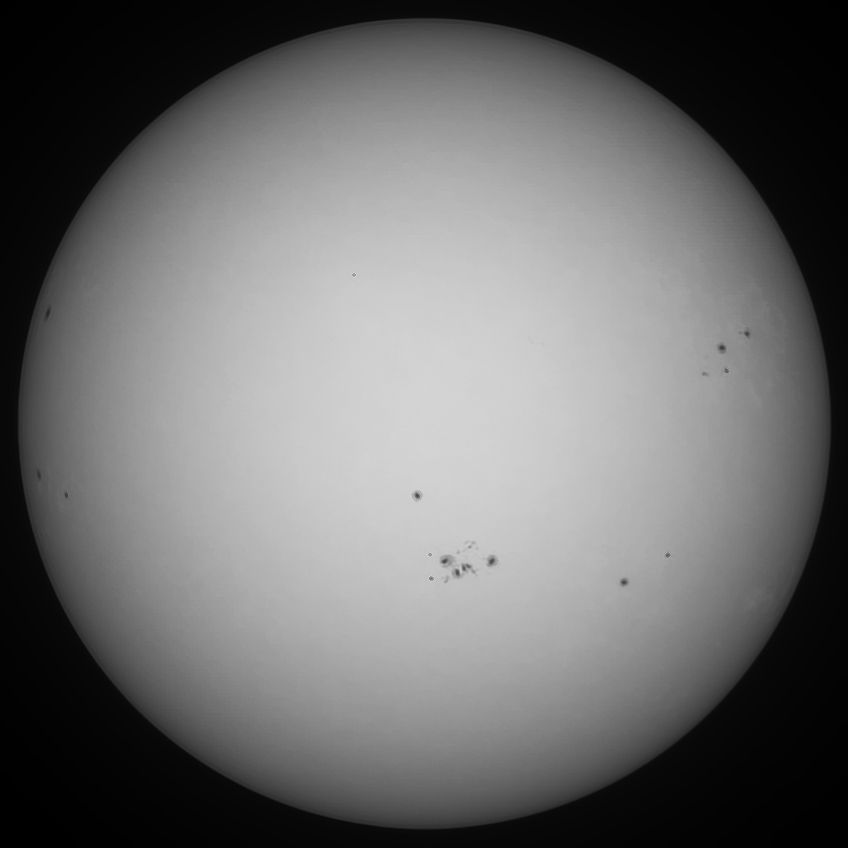 Sonne 29.11.2023 - 8" Newton - EOS 700D - Weißlicht