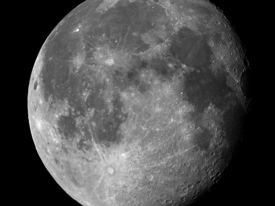 Mond 29.12.2023 - 8" Newton - EOS 700D - Stack