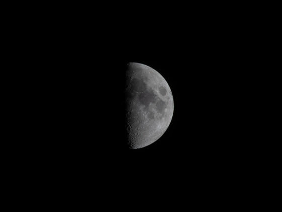 Mond (Erstes Viertel) am 18.01.2024