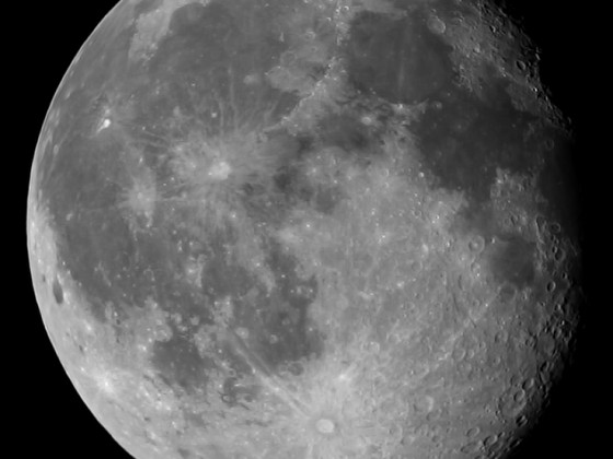 Mond 28.01.2024 - 8" Newton - EOS 700D - Stack