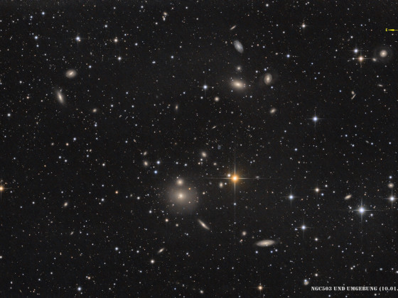 Die NGC 507 Galaxiengruppe im Sternbild Fische (Farbkorrigiert)