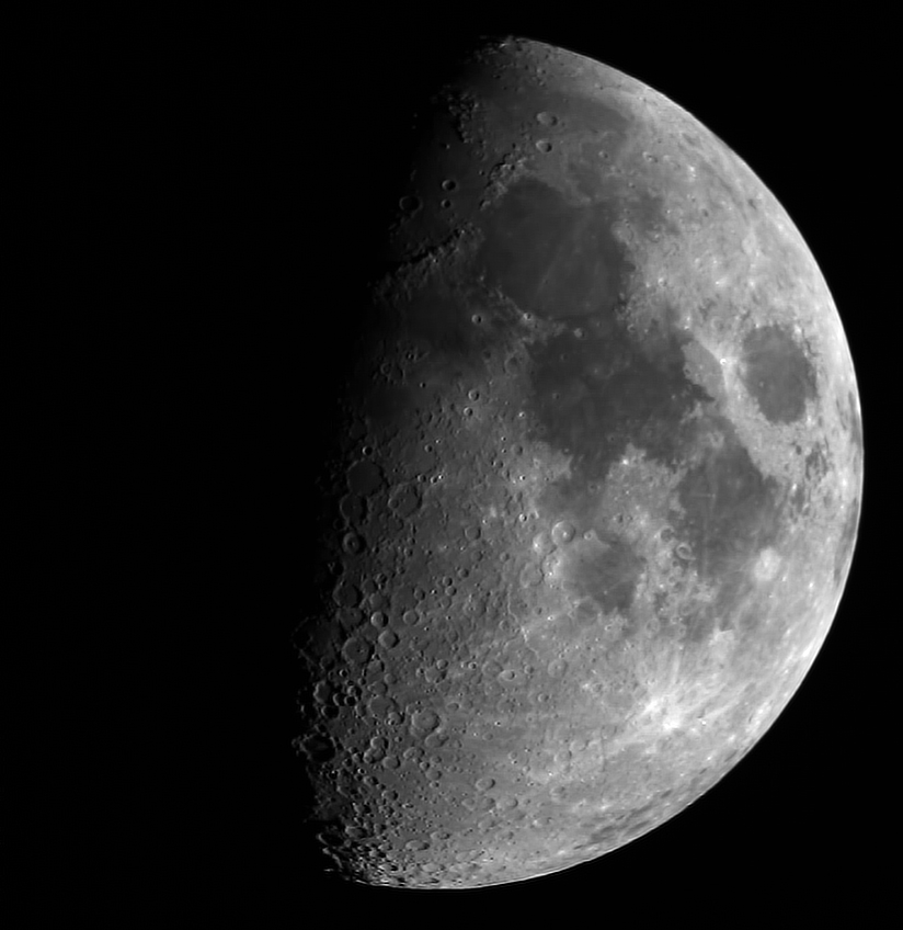 Mond 17.02.2024 - 8" Newton - EOS 700D - Stack
