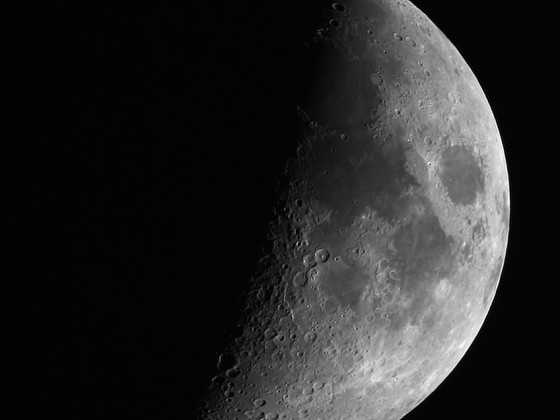 Mond 16.03.2024 - 8" Newton - EOS 700D - Stack