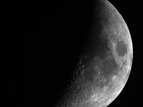 Mond 14.04.2024 - 8" Newton - EOS 700D - Stack