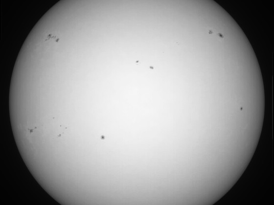 Sonne 16.04.2024 - 8" Newton - EOS 700D - Weißlicht