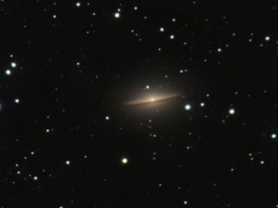 M104 Sombrero Galaxie mit Seestar