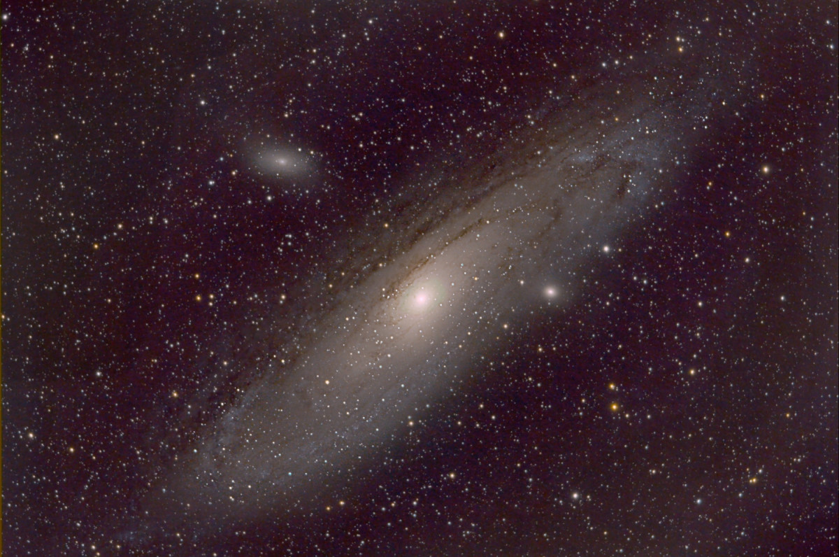 M31 bei 80% Mond, starker Lichtverschmutzung intransparentem Himmel, APO 80mm f/6  unmod. Canon 750d  54x3 min, m-gen3
