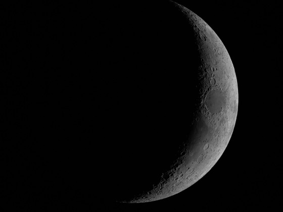 First Light am Mond mit dem Lunt LS100MT