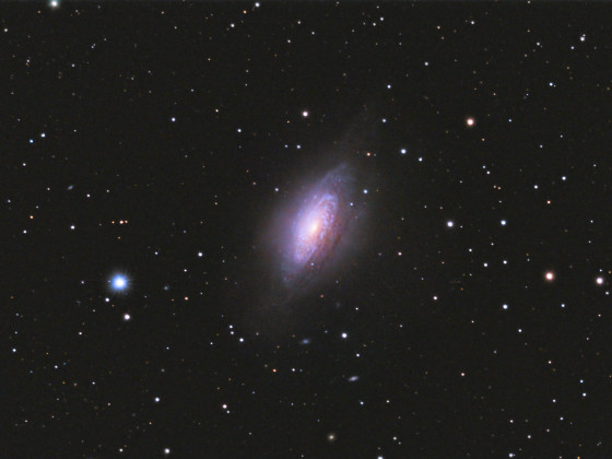 NGC 3521, Bubble-Galaxy