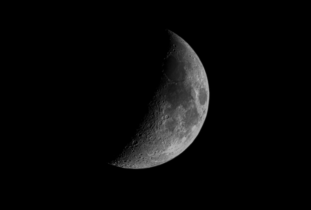 Mond, zunehmend (31%) mit der Vaonis Stellina