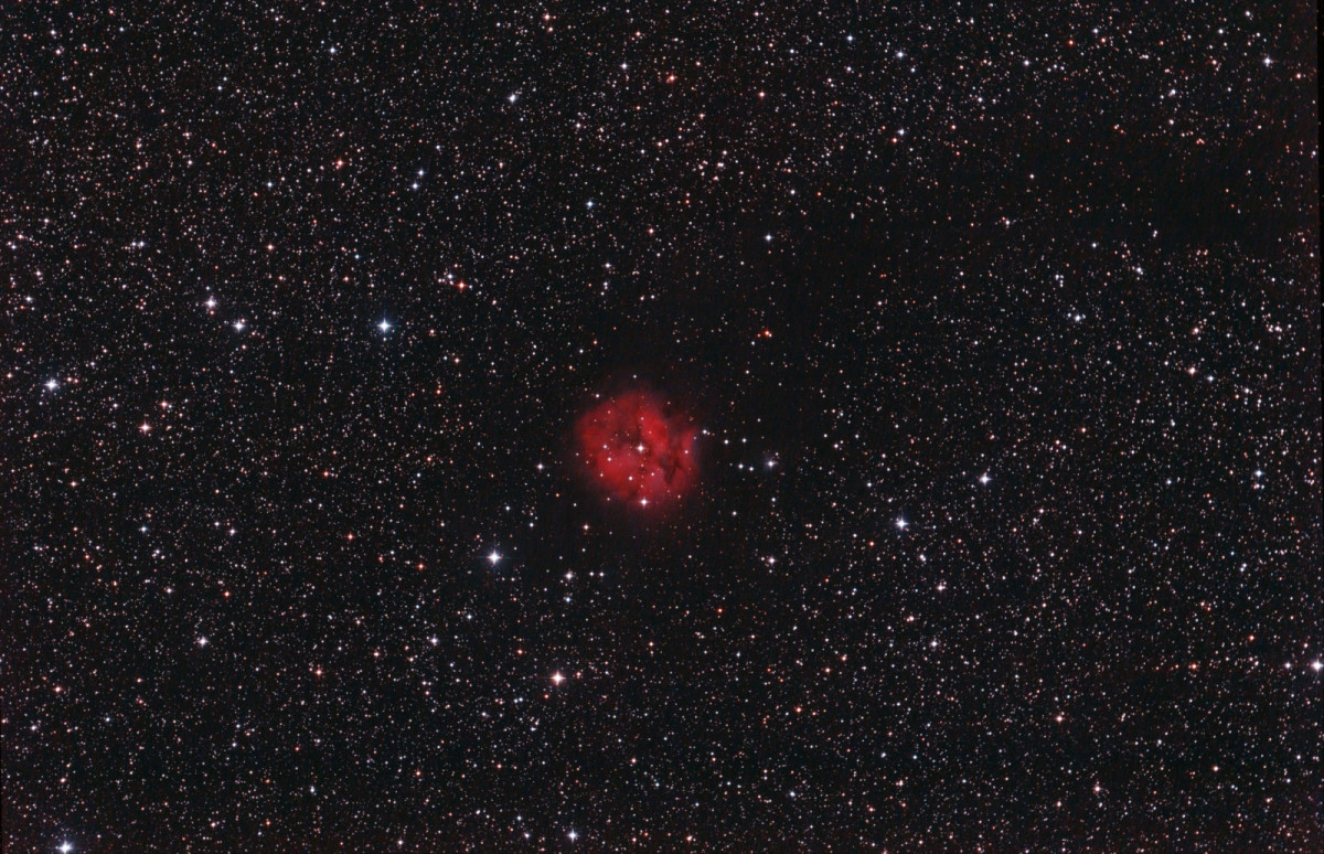 IC 5146 Cocoon Nebel mit Dunkelnebel Barnard 168 im Schwan: 2h IDAS V4-Filter + 2h 20 min Optolong l-pro gemischt; 8
