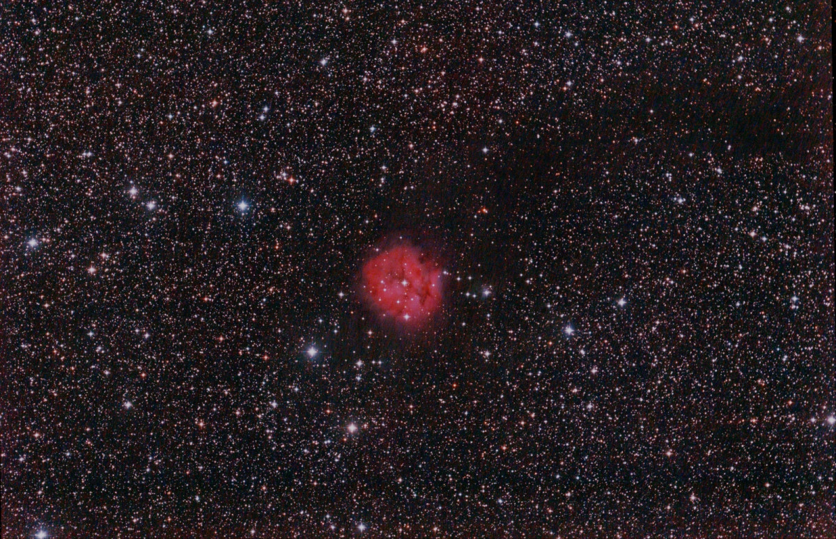 IC 5146 cocoon Nebel eingebettet in Dunkelnebel Barnard 168, stärker gestreckt; Bild ist weder geschärft, weichgezeichnet noch entrauscht; 8" f/4 Newton; Canon 600da; 2h + 2h 20 min: 2 Filter