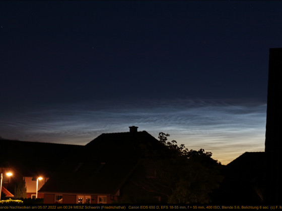Leuchtende Nachtwolken über Schwerin am 05.07.2022 (1)