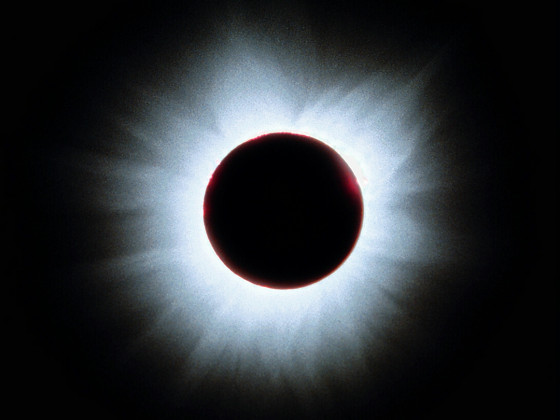 Korona Totale Sonnenfinsternis 2001