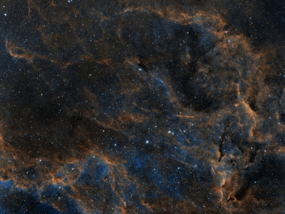27 Cygni, NGC 6871 und Umgebung in SHO aus Berlin