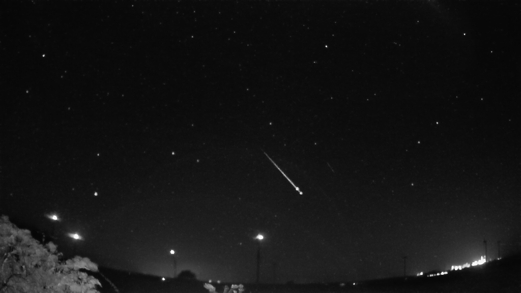Meteor am 03.10.2022 um 03:56Uhr MESZ