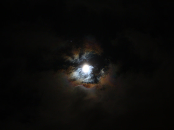 Mond mit Jupiter ...und Wolken