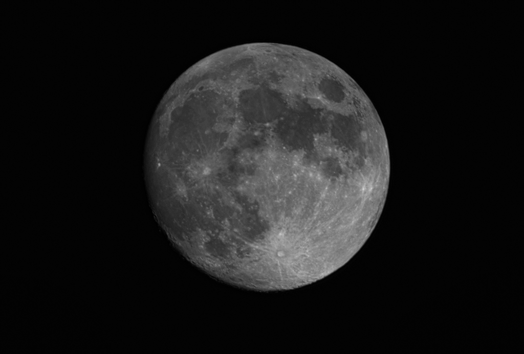 Mond (95%, zunehmend) am 06.12.2022 mit der Vaonis Stellina
