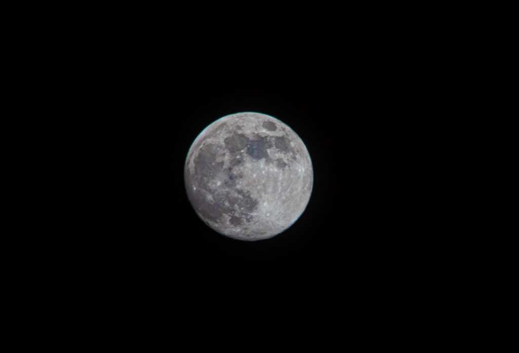 Mond (zunehmend, 97%) am 05.01.2023 um 19:12Uhr MEZ