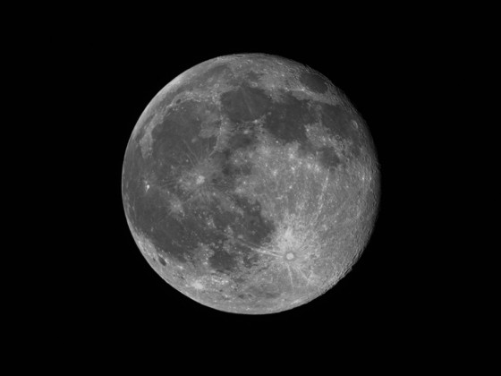 Mond (abnehmend, 99%) am 06.02.2023 mit der Vaonis Stellina