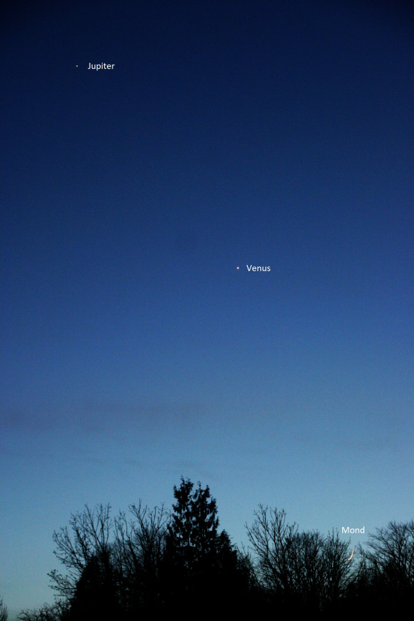 Venus, Jupiter und Mond am 21. Febr. 2023