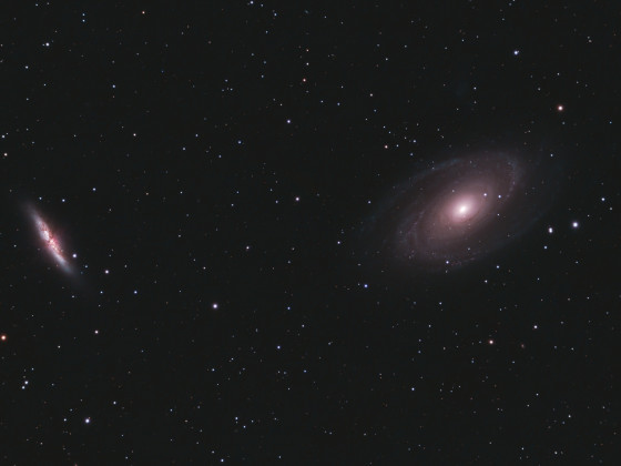 Blasse M81 M82 bei 46% Mond