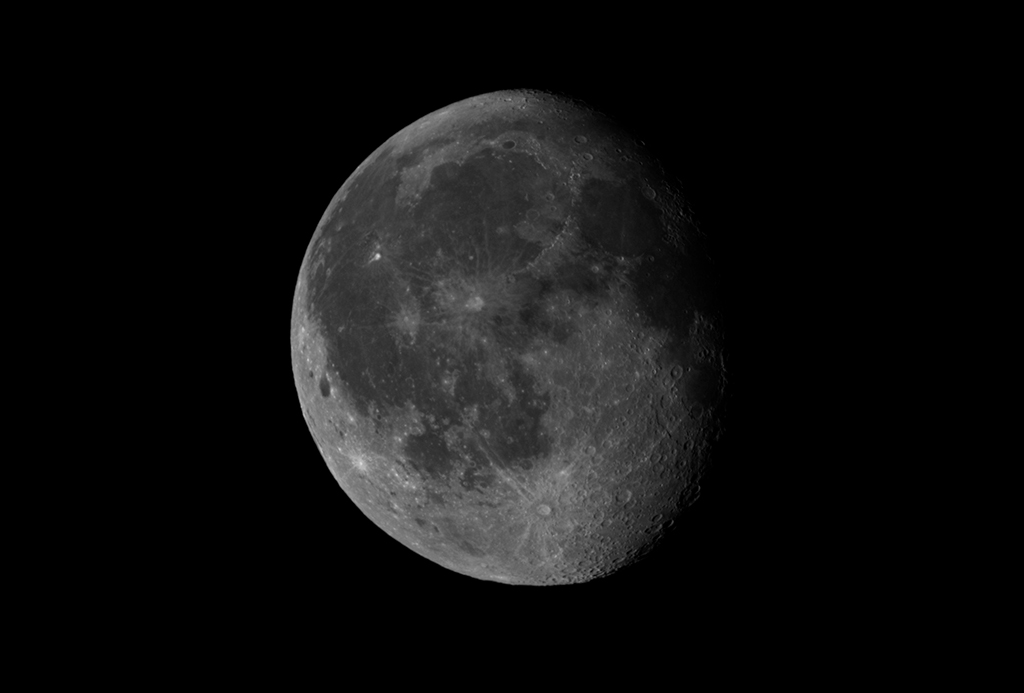 Mond (88%, abnehmend) am 11.03.2023 mit der Vaonis Stellina