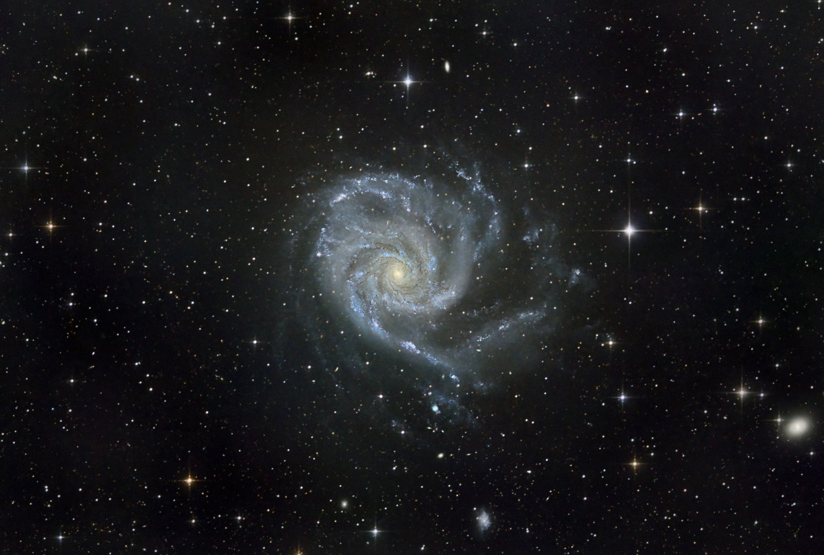 M101 - Pinwheel Galaxie (auch Feuerrad Galaxie)