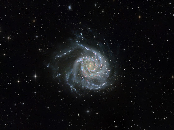 M101 (Northern Pinwheel Galaxy) mit den Ha-Sternenstehungszentren