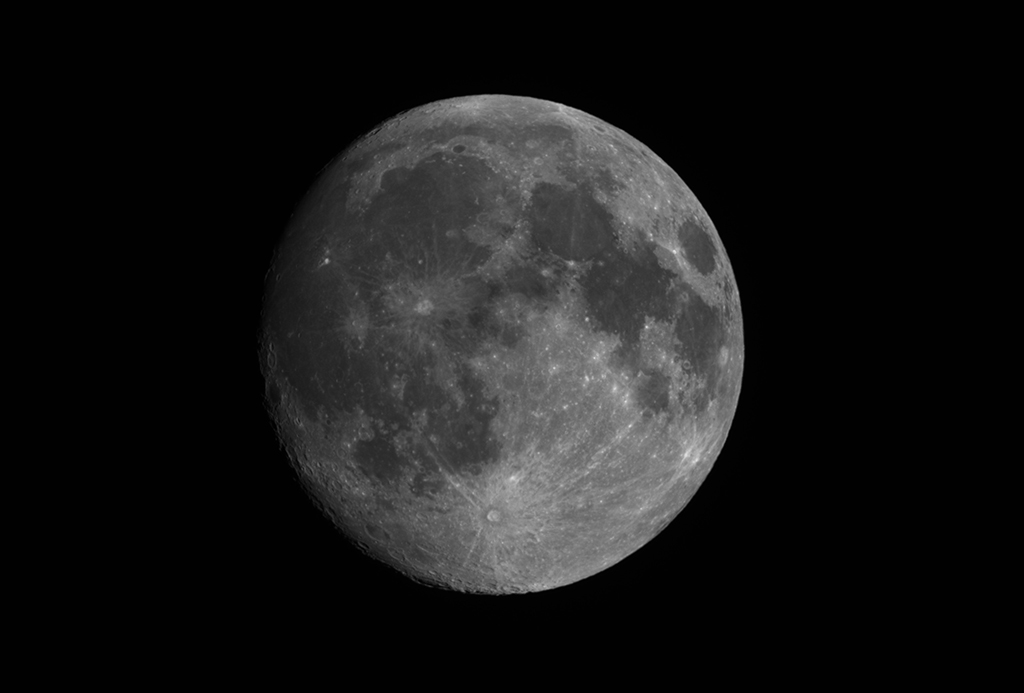 Mond (95%, zunehmend) am 04.05.2023 um 01:43Uhr MESZ