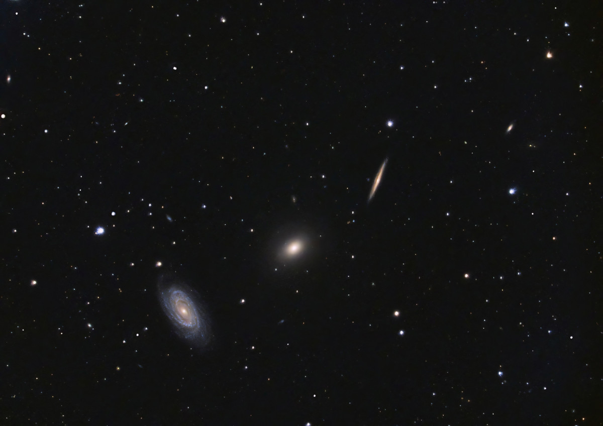 NGC5982 und Begleiter