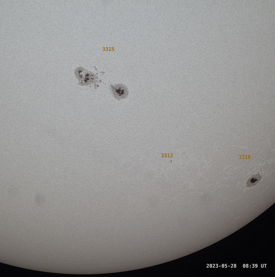 Sonne Nahaufnahme Sonnenflecken 3310, 3312 und 3315