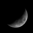 Mond (27%, zunehmend) am 25.02.2023 mit der Vaonis Stellina