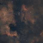 Nordamerika-Nebel (NGC7000), Pelikan (IC5070) & friends - ein Mosaik mit dem winzigen Seestar S30