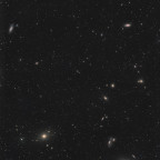 Galaktisches "Q" - Zentralbereich des Virgo-Haufens