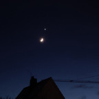 Mond und Venus am 03.01.2025 - Schnappschuss Freihand mit dem Handy