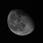 Mond (abnehmend, 84%) am 12.12.2022 (abends) mit der Vaonis Stellina