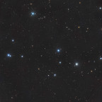 Melotte 111, ein lockerer Sternhaufen im Sternbild Haar der Berenice