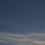 C/2023 Tsuchinshan ATLAS zwischen Wolken bei Vollmond, Handy Nachtmodus