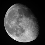 Mond 01.11.2023 - 8" Newton - EOS 700D - Stack