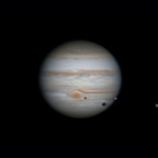 Jupiter mit 2 Monden und 2 Schatten