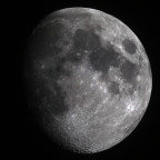 Mond 20.02.2024 - 8" Newton - EOS 700D - Stack